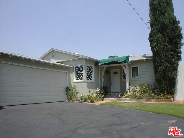 6040 Van Noord Avenue, Sherman Oaks, CA 91401