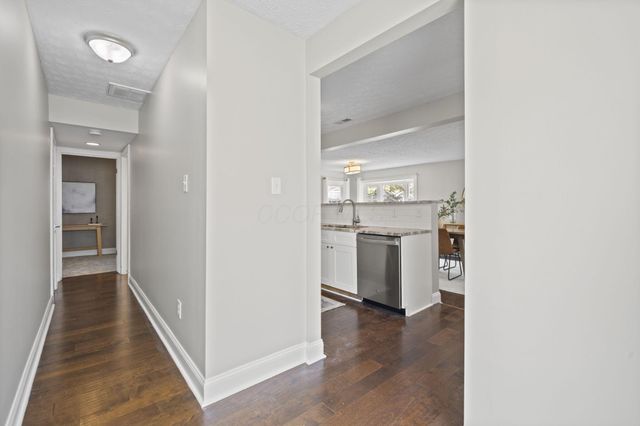223 N Gould Road, Columbus, OH 43209