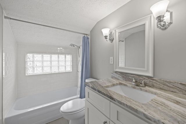 223 N Gould Road, Columbus, OH 43209
