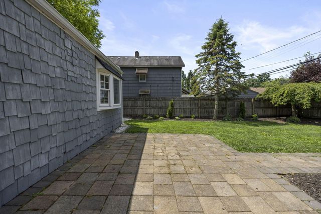223 N Gould Road, Columbus, OH 43209