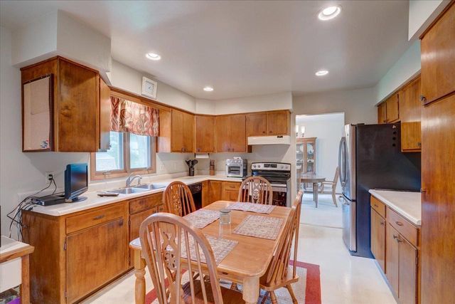1401 Lewon Drive, Madison, WI 53711