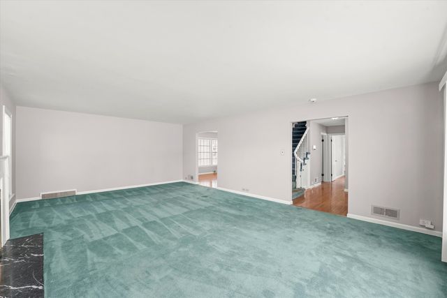 255 Irving Boulevard, Chicago Heights, IL 60411