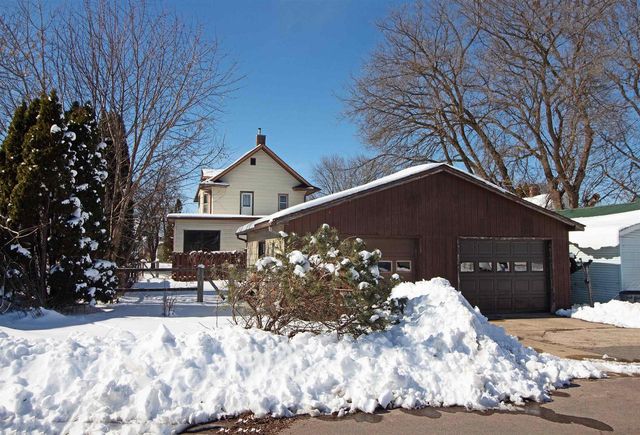 308 McLean Avenue, Tomah, WI 54660