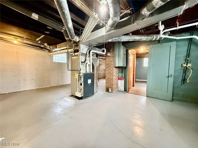 2485 10th Street, Cuyahoga Falls, OH 44221