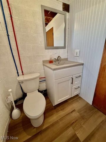 2485 10th Street, Cuyahoga Falls, OH 44221