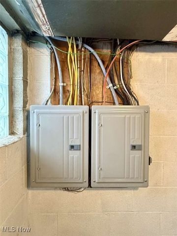 2485 10th Street, Cuyahoga Falls, OH 44221