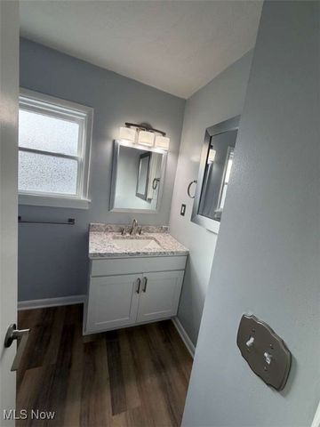 2485 10th Street, Cuyahoga Falls, OH 44221