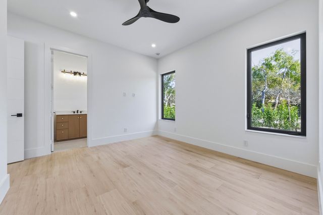 5770 Dixie Belle Road, Palm Beach Gardens, FL 33418