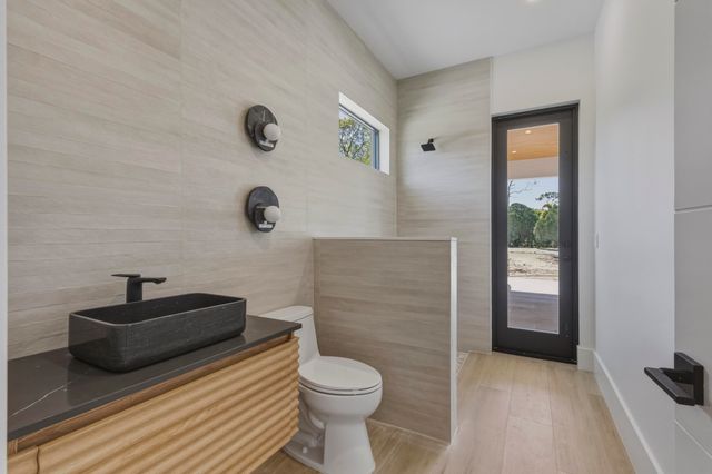 5770 Dixie Belle Road, Palm Beach Gardens, FL 33418