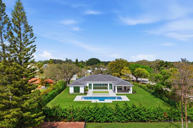 5770 Dixie Belle Road, Palm Beach Gardens, FL 33418