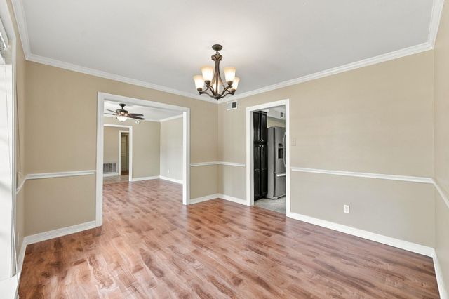 7823 Twin Hills Drive, Houston, TX 77071