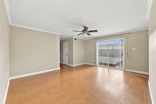 7823 Twin Hills Drive, Houston, TX 77071