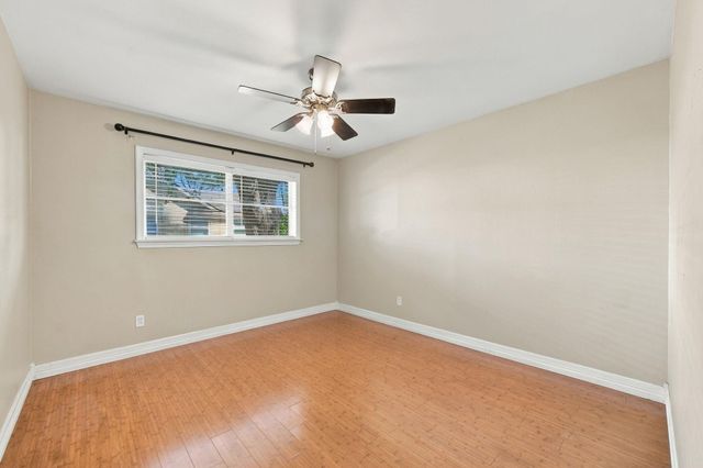 7823 Twin Hills Drive, Houston, TX 77071