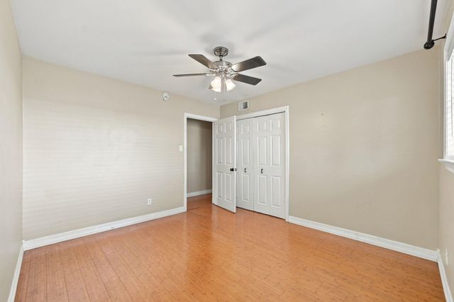 7823 Twin Hills Drive, Houston, TX 77071