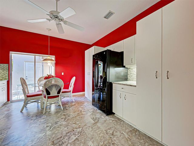 1275 BERKSHIRE CIRCLE, Venice, FL 34292