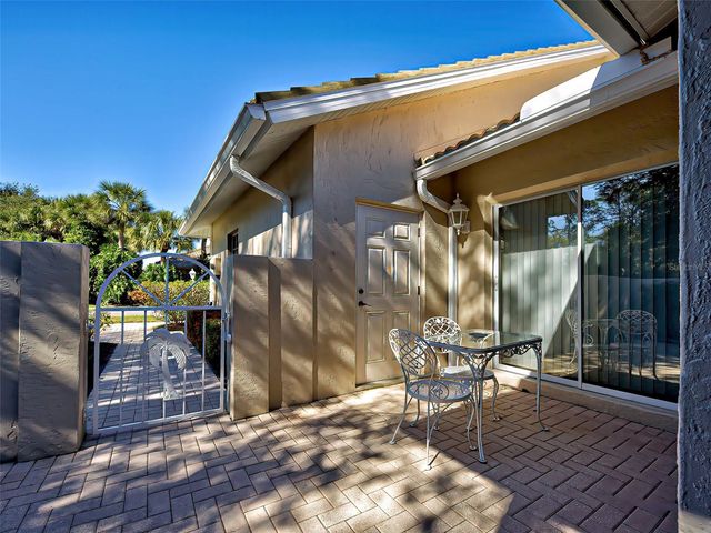 1275 BERKSHIRE CIRCLE, Venice, FL 34292