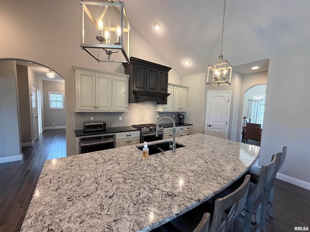 6303 W CROSSWYND Court, Edwards, IL 61528