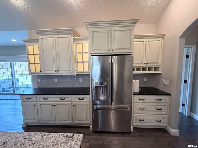 6303 W CROSSWYND Court, Edwards, IL 61528