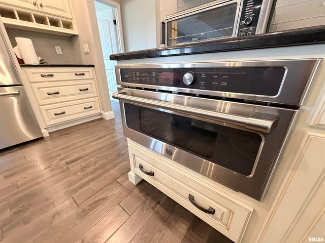 6303 W CROSSWYND Court, Edwards, IL 61528