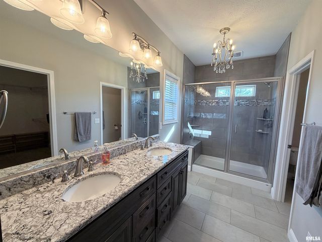 6303 W CROSSWYND Court, Edwards, IL 61528