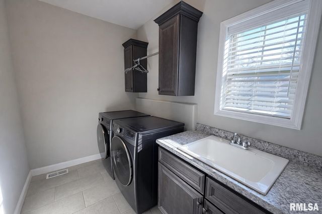 6303 W CROSSWYND Court, Edwards, IL 61528