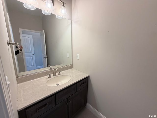 6303 W CROSSWYND Court, Edwards, IL 61528