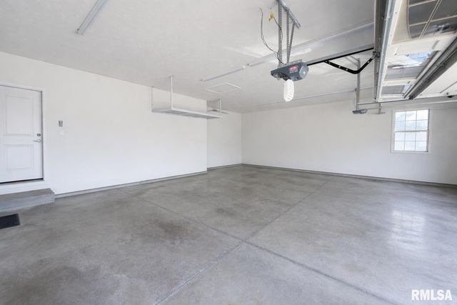 6303 W CROSSWYND Court, Edwards, IL 61528