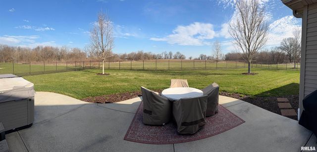 6303 W CROSSWYND Court, Edwards, IL 61528