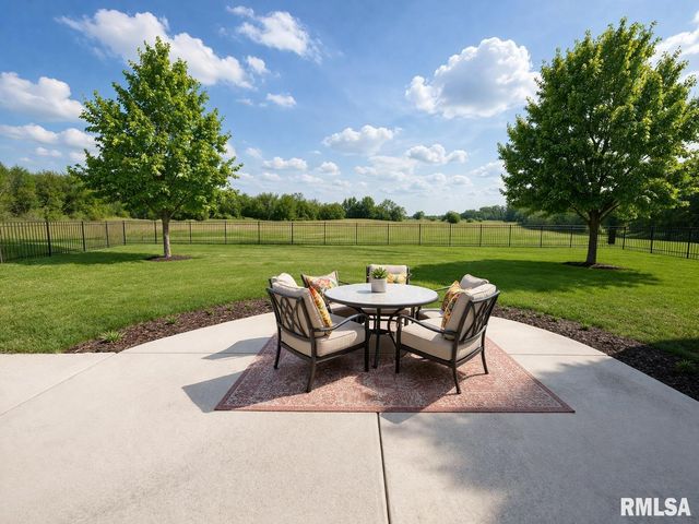 6303 W CROSSWYND Court, Edwards, IL 61528