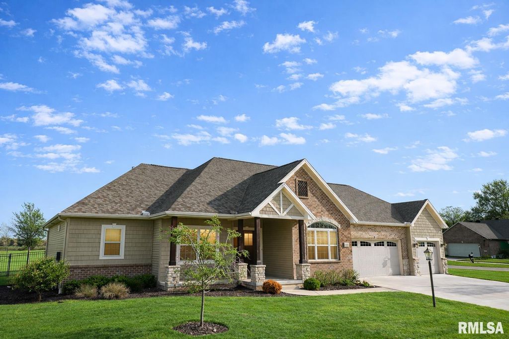 6303 W CROSSWYND Court, Edwards, IL 61528