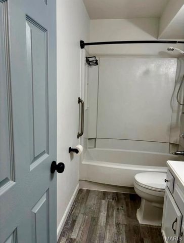 1453 Summergate Parkway H, St Charles, MO 63303