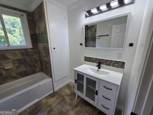 2396 Clarissa Drive NW, Atlanta, GA 30318