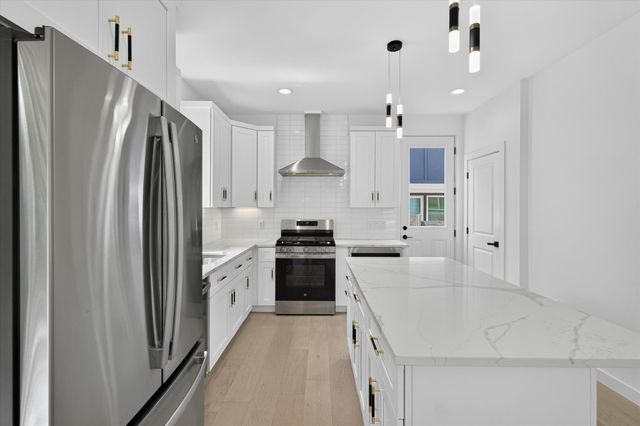 5305 Ledesma RD 1, Austin, TX 78721