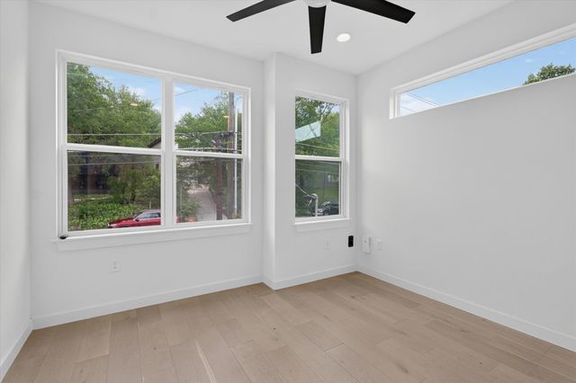 5305 Ledesma RD 1, Austin, TX 78721