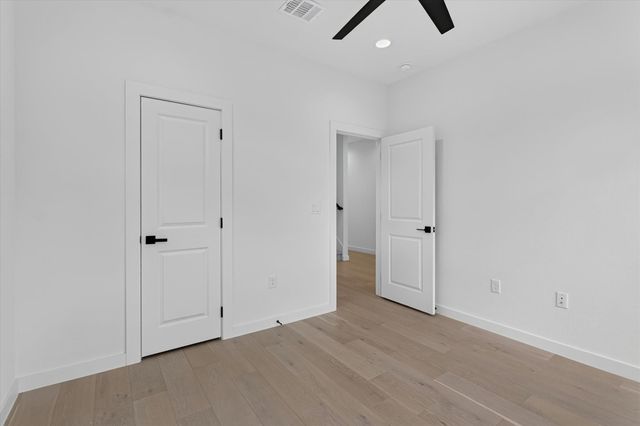 5305 Ledesma RD 1, Austin, TX 78721
