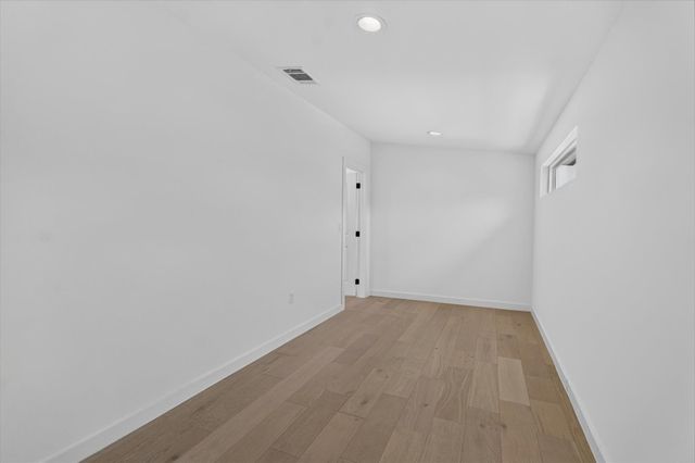 5305 Ledesma RD 1, Austin, TX 78721