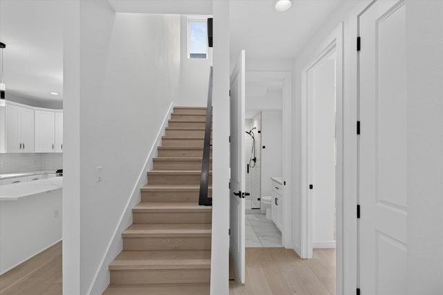 5305 Ledesma RD 1, Austin, TX 78721
