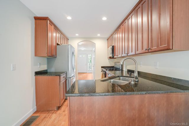 4003 Ridgecrest Drive, Wappingers Falls, NY 12590