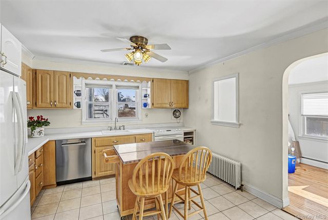 64 Smith Street, Greenlawn, NY 11740