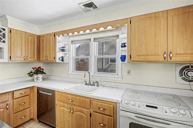 64 Smith Street, Greenlawn, NY 11740