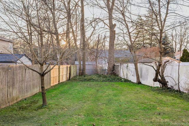 64 Smith Street, Greenlawn, NY 11740