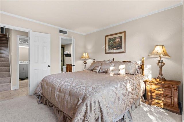 176 World Of Tennis SQ, Lakeway, TX 78734