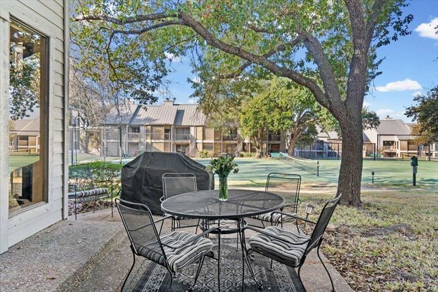 176 World Of Tennis SQ, Lakeway, TX 78734
