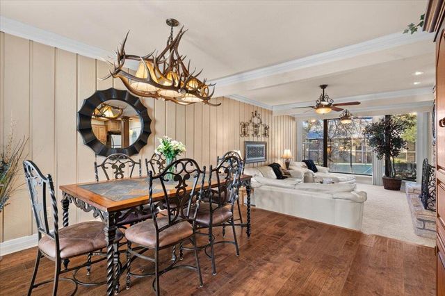 176 World Of Tennis SQ, Lakeway, TX 78734