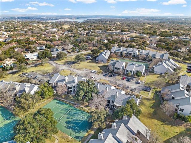 176 World Of Tennis SQ, Lakeway, TX 78734