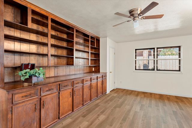 601 N 38TH Street, Corsicana, TX 75110