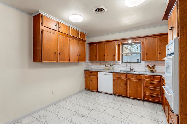 601 N 38TH Street, Corsicana, TX 75110