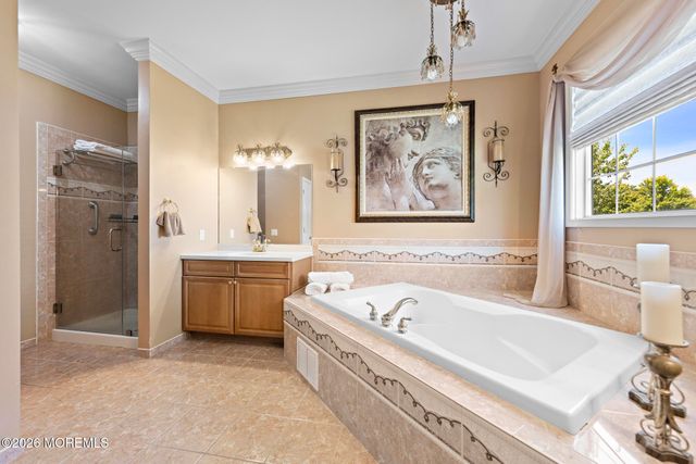 87 E Parsonage Way, Manalapan, NJ 07726