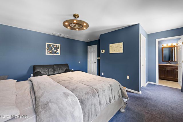 87 E Parsonage Way, Manalapan, NJ 07726