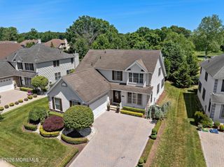 87 E Parsonage Way, Manalapan, NJ 07726